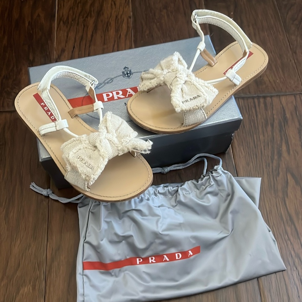 Auth Prada Girls Sandals Bows Cream Sz 30 US 12